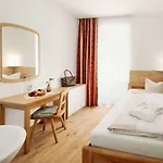 Park Cafe Reichl 3*