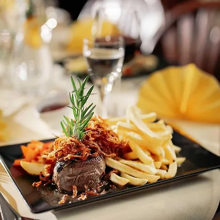 Park Cafe Reichl 3* Bad Abbach